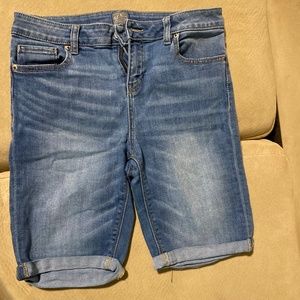 Soho Bermuda shorts